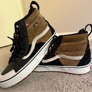 Vans Sk8-Hi MTE All Weather High Tops – Black/Tan leather/suede - M 10.5